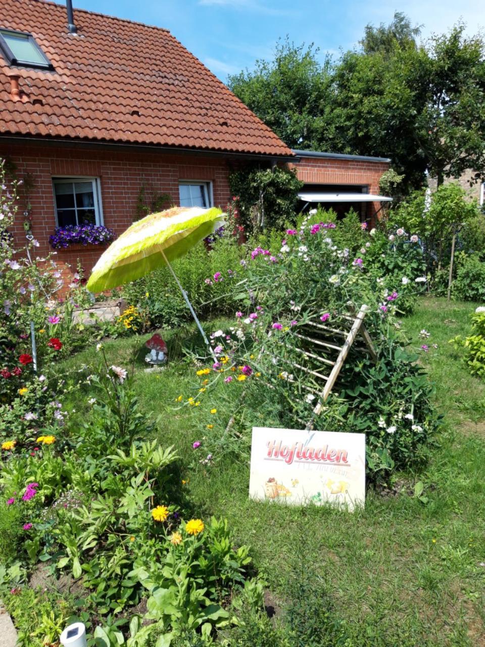 Zimmer Und Apartment Rosi Krakow am See Eksteriør bilde